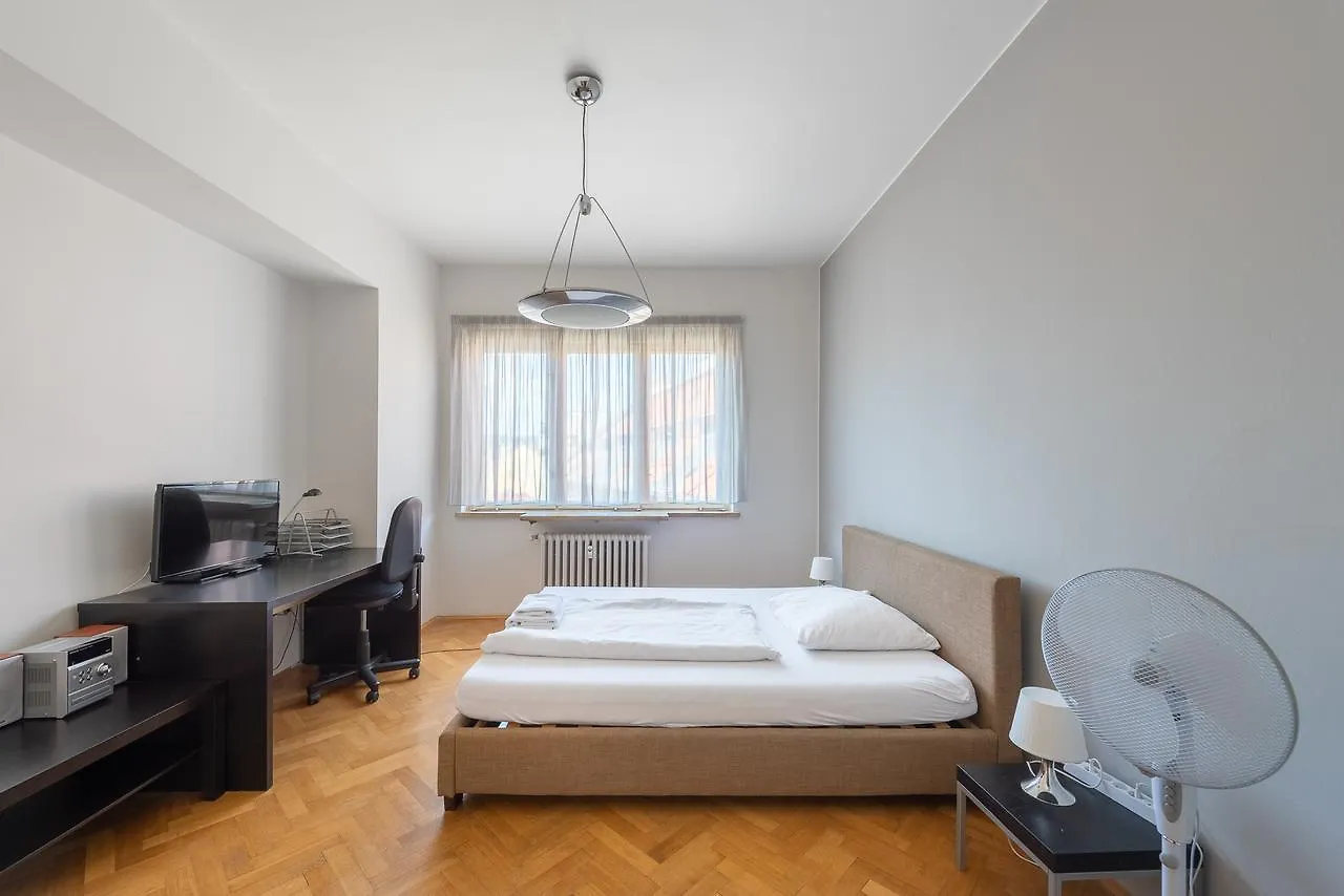 Piano Apartment Praga