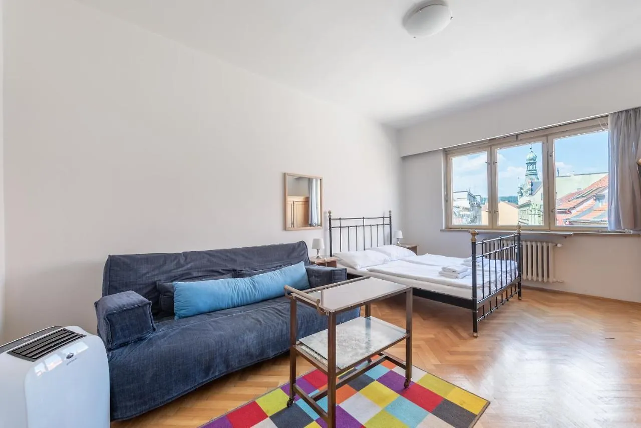 Piano Apartment Praga 0*,